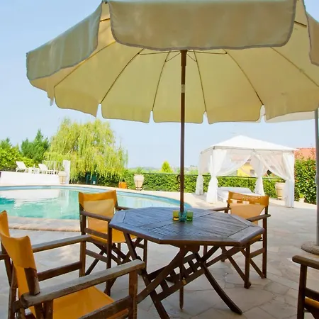 Bozis Private Pool Villa, * Siviri