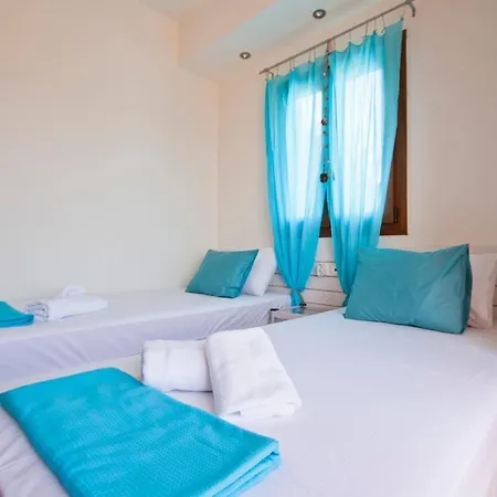 Bozis Private Pool Villa, וילה *