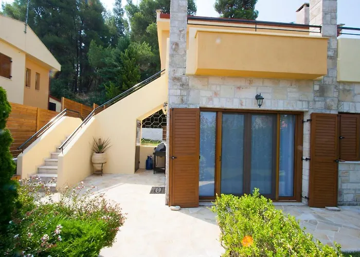 Bozis Private Pool Villa, Siviri