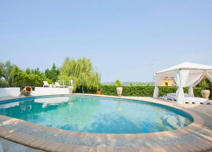 Bozis Private Pool Villa, * Siviri